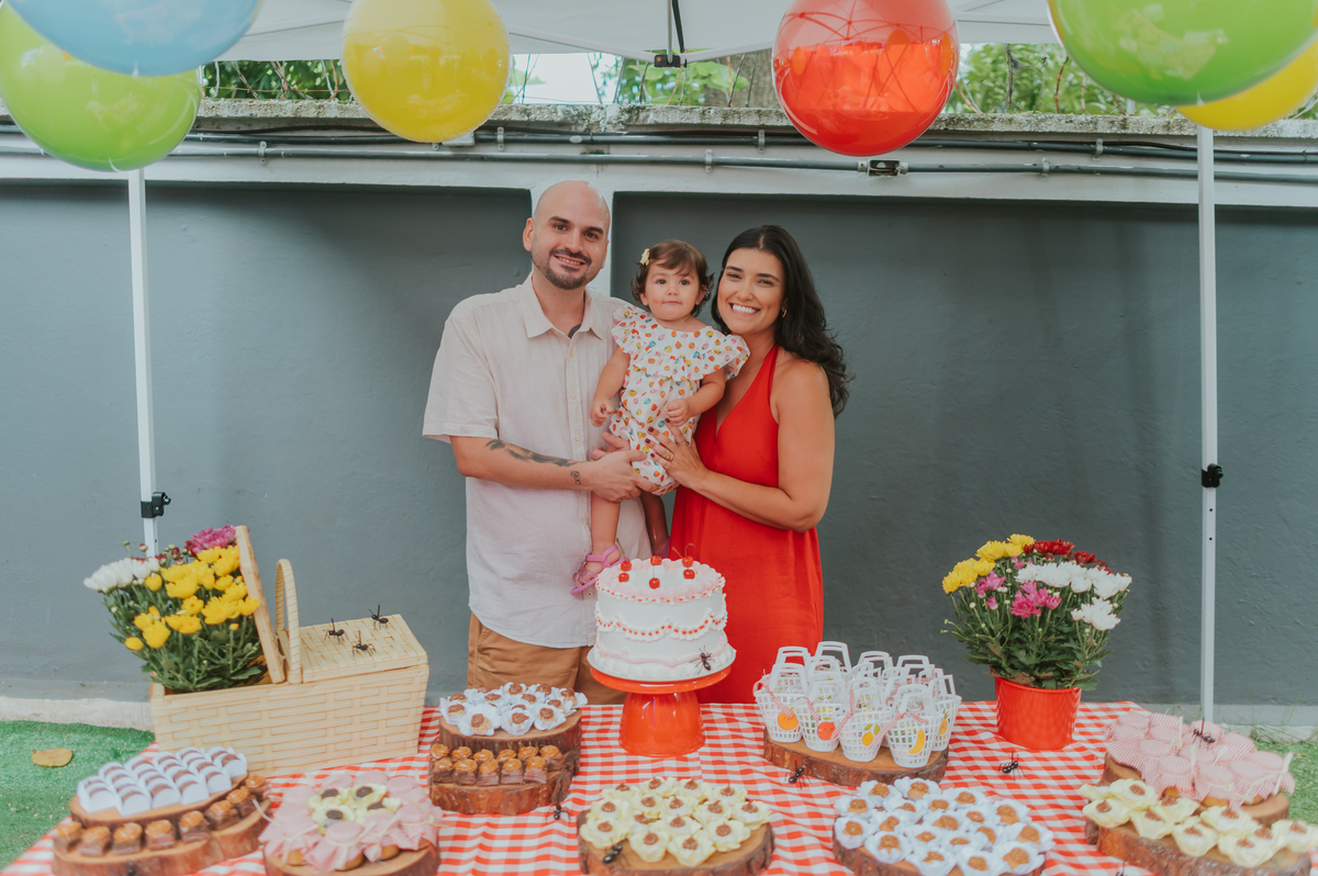 fotografia festa fotografa familia 1 ano Maria Julia tema piquenique local vibra clube ilha do governador Rio de Janeiro rj 
