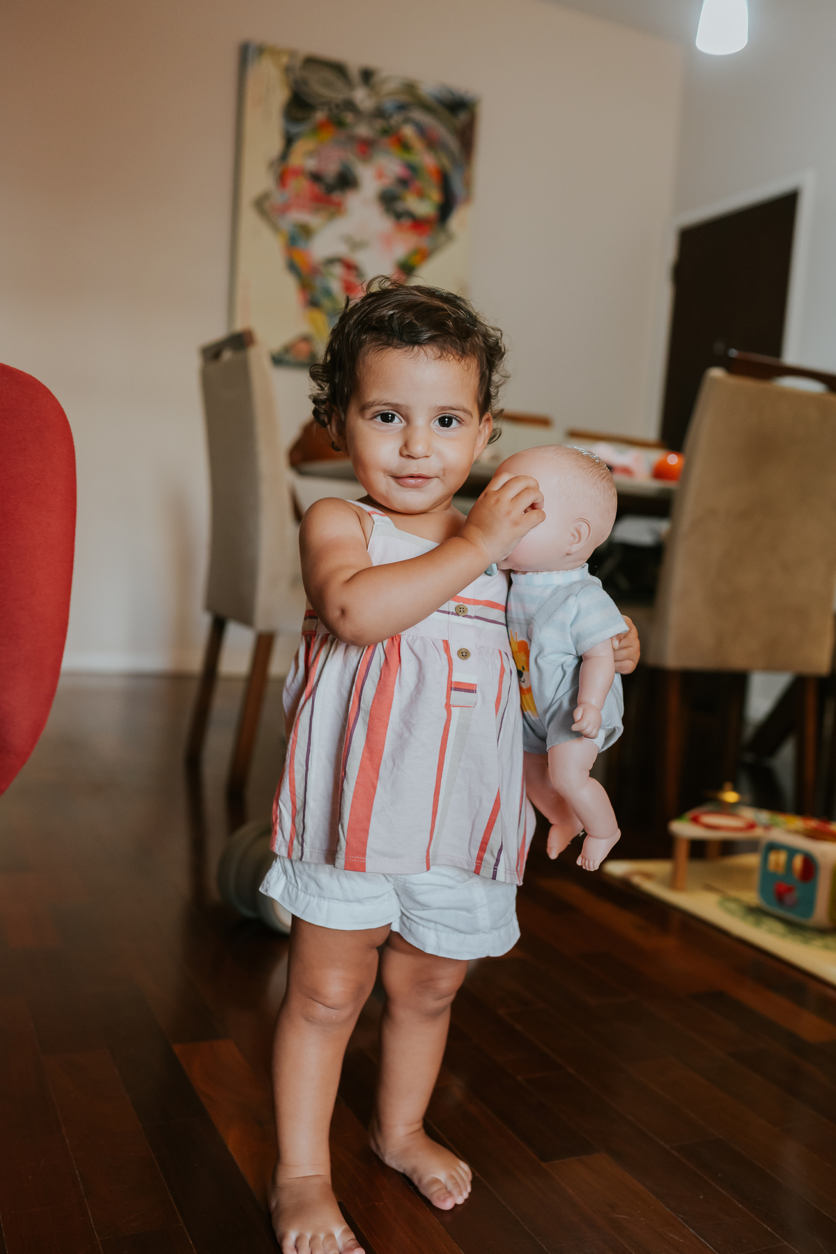 fotografia fotografa ensaio familia em casa Rio de Janeiro rj copacabana mae e filha Isabela e licia fotos família 