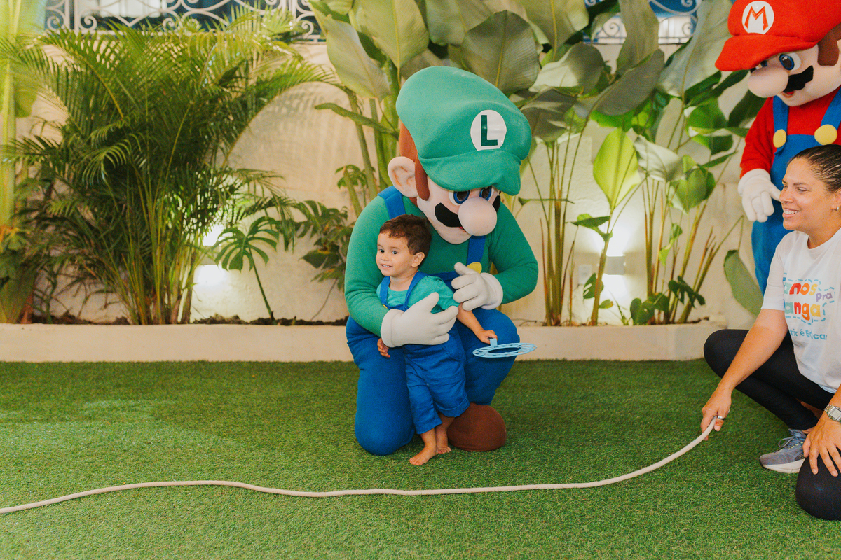 fotografia festa infantil evento fotografa Rio de Janeiro bernardo Theodoro casa belie laranjeiras tema Mario rj 
