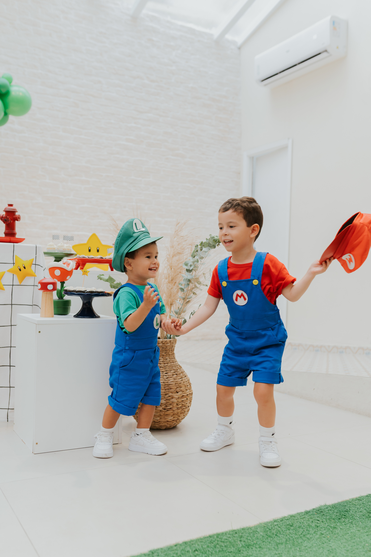 fotografia festa infantil evento fotografa Rio de Janeiro bernardo Theodoro casa belie laranjeiras tema Mario rj 