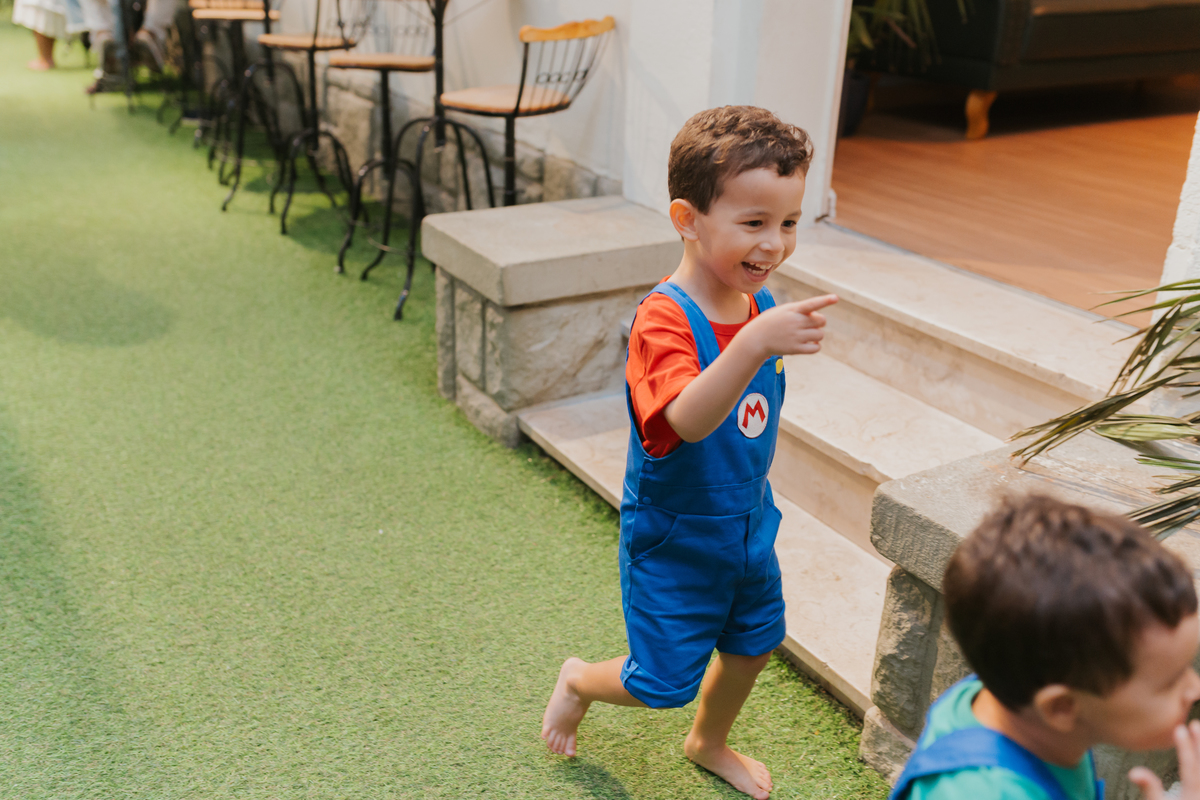 fotografia festa infantil evento fotografa Rio de Janeiro bernardo Theodoro casa belie laranjeiras tema Mario rj 