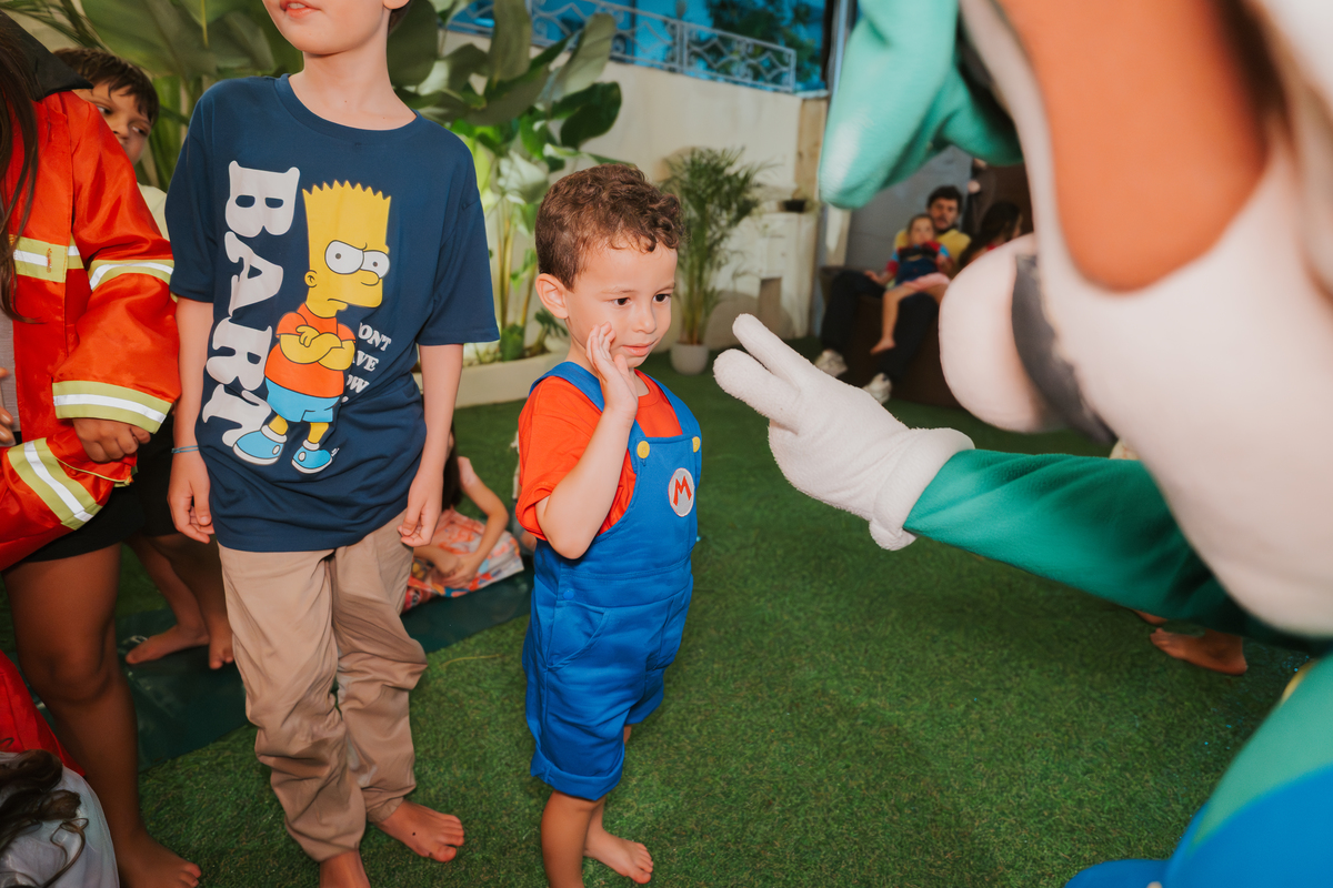 fotografia festa infantil evento fotografa Rio de Janeiro bernardo Theodoro casa belie laranjeiras tema Mario rj 