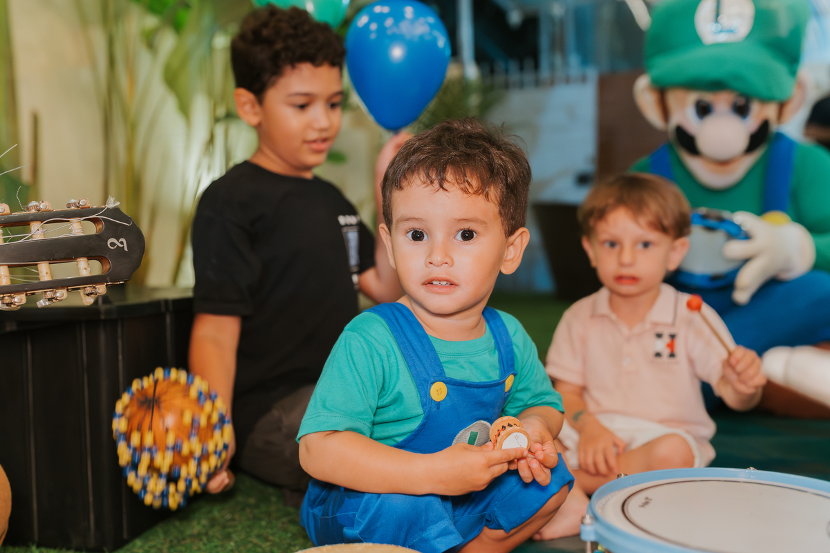 fotografia festa infantil evento fotografa Rio de Janeiro bernardo Theodoro casa belie laranjeiras tema Mario rj 