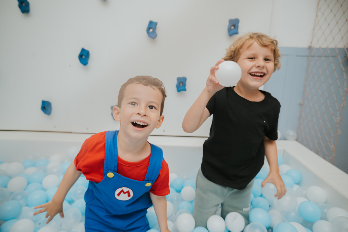 fotografia festa infantil evento fotografa Rio de Janeiro bernardo Theodoro casa belie laranjeiras tema Mario rj 