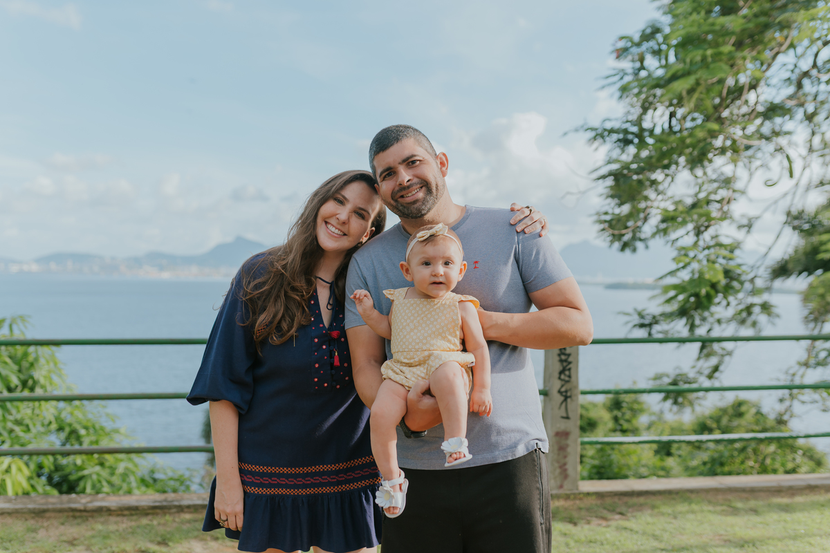 fotografia fotografa ensaio sessão externo acompanhamento liz 7 meses ilha do governador rj Rio de Janeiro família