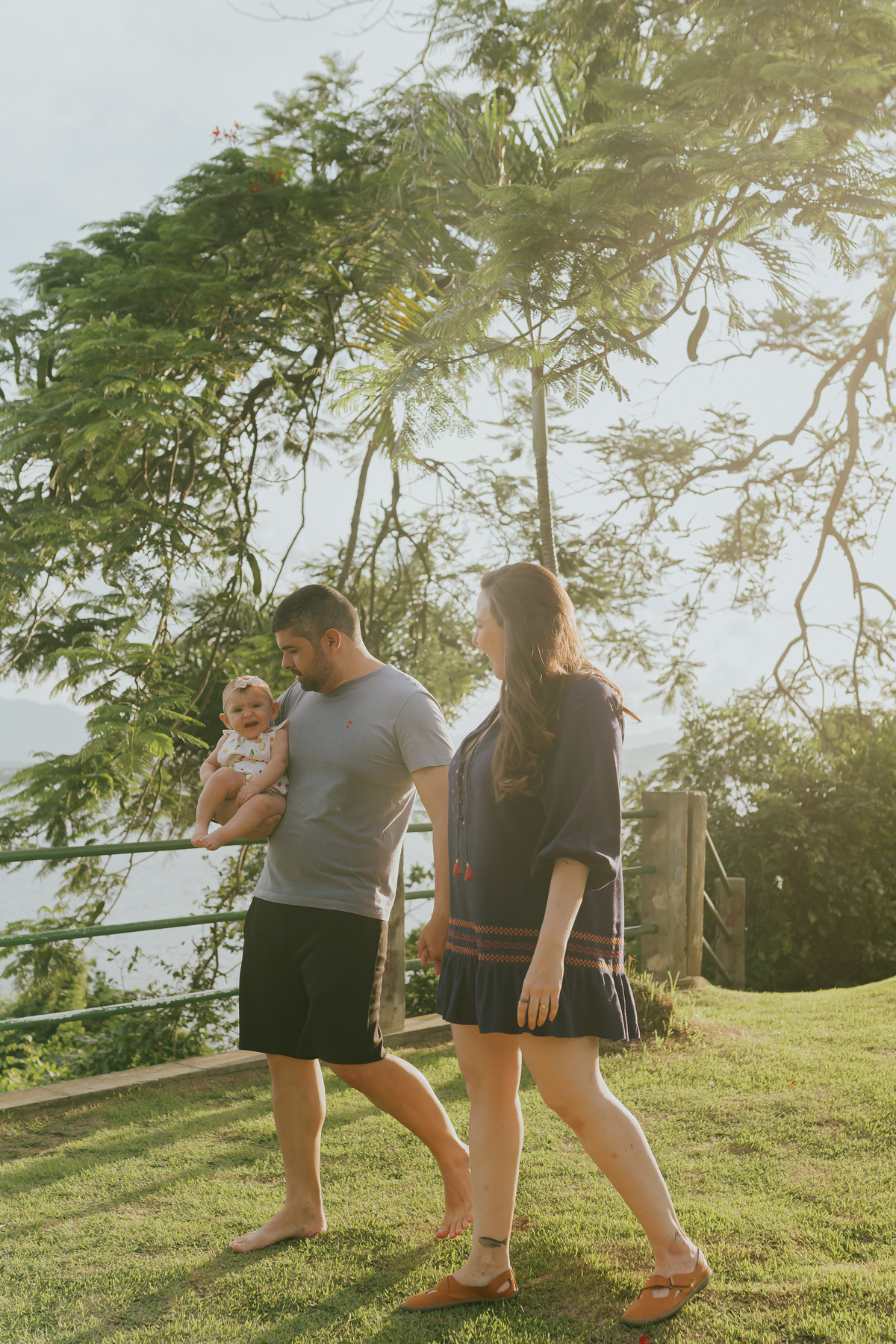 fotografia fotografa ensaio sessão externo acompanhamento liz 7 meses ilha do governador rj Rio de Janeiro família