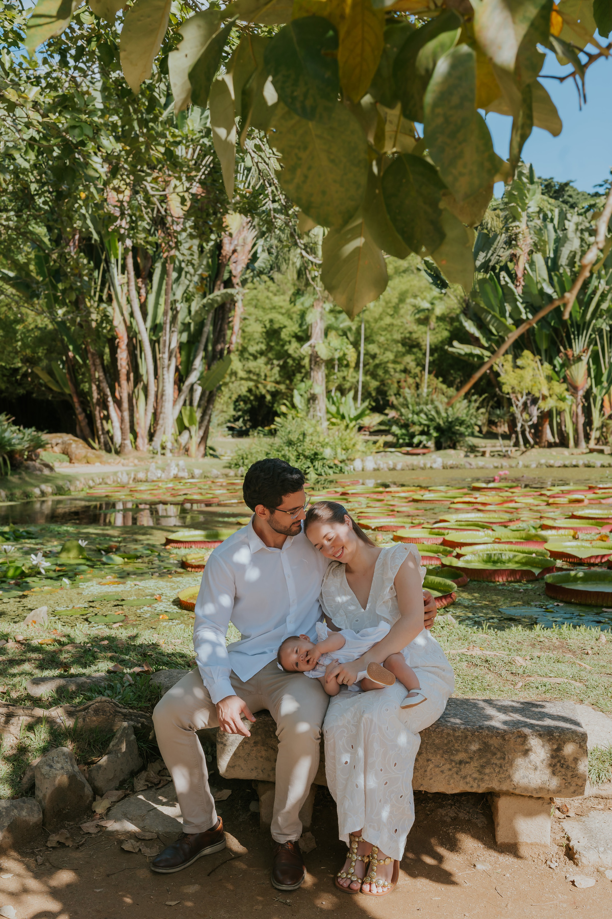 fotografia fotografa 6 meses Fernanda acompanhamento ensaio família rj Rio de Janeiro jardim botânico externo natureza