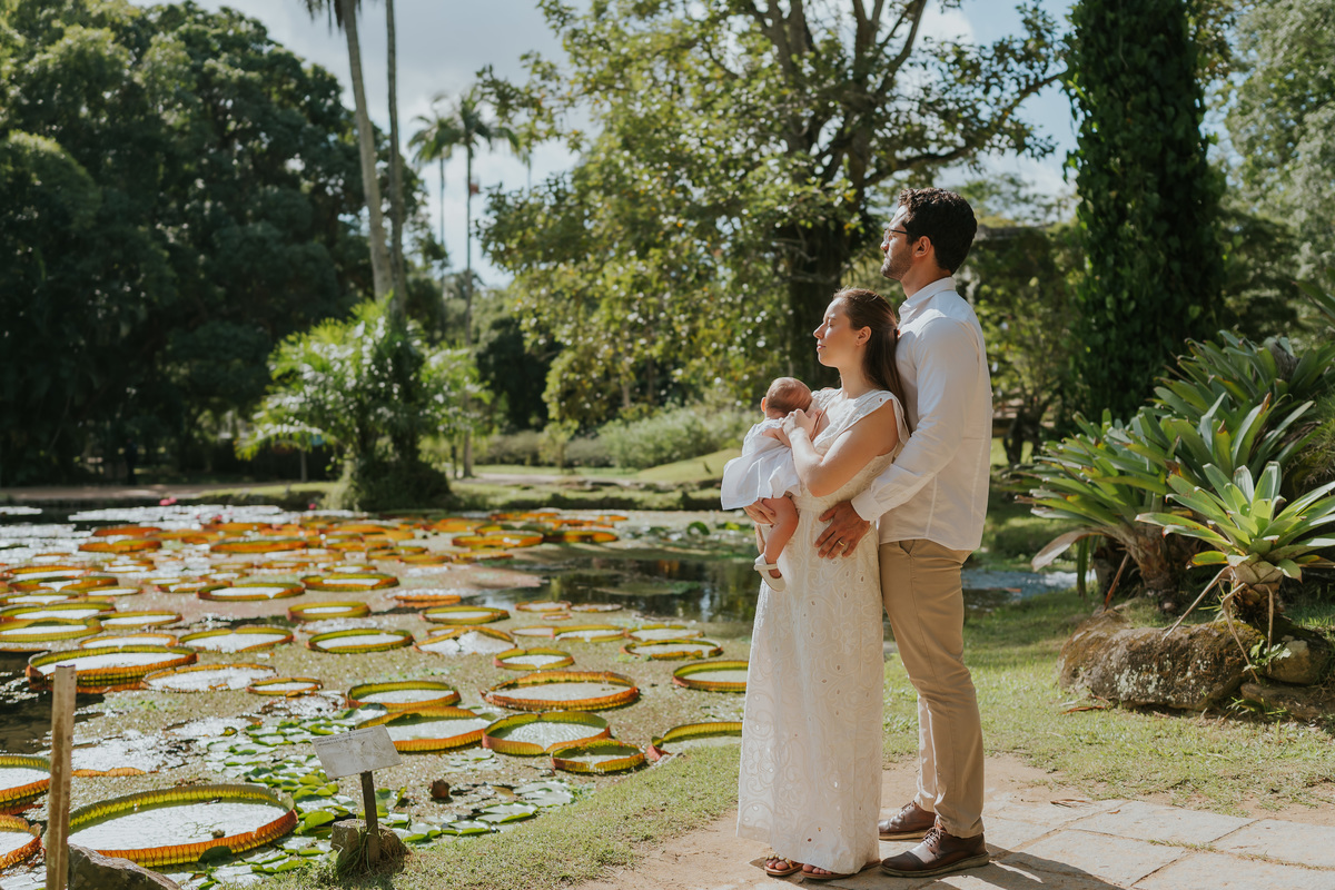 fotografia fotografa 6 meses Fernanda acompanhamento ensaio família rj Rio de Janeiro jardim botânico externo natureza