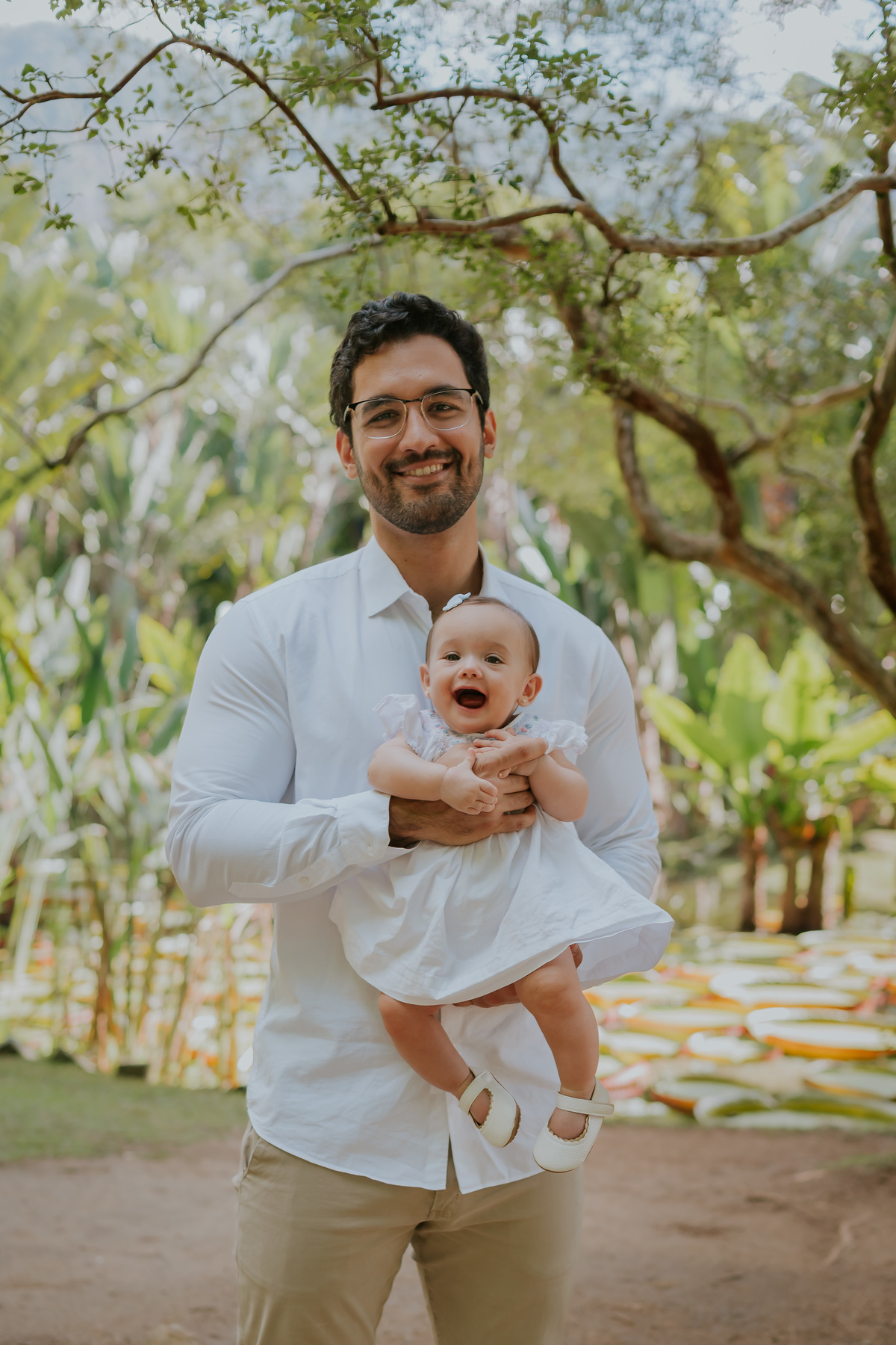 fotografia fotografa 6 meses Fernanda acompanhamento ensaio família rj Rio de Janeiro jardim botânico externo natureza