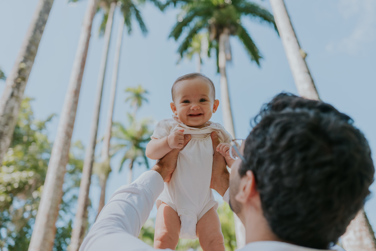 fotografia fotografa 6 meses Fernanda acompanhamento ensaio família rj Rio de Janeiro jardim botânico externo natureza