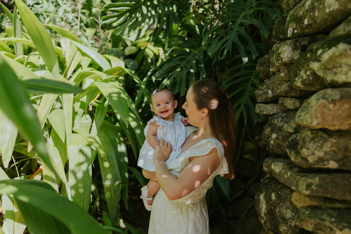 fotografia fotografa 6 meses Fernanda acompanhamento ensaio família rj Rio de Janeiro jardim botânico externo natureza