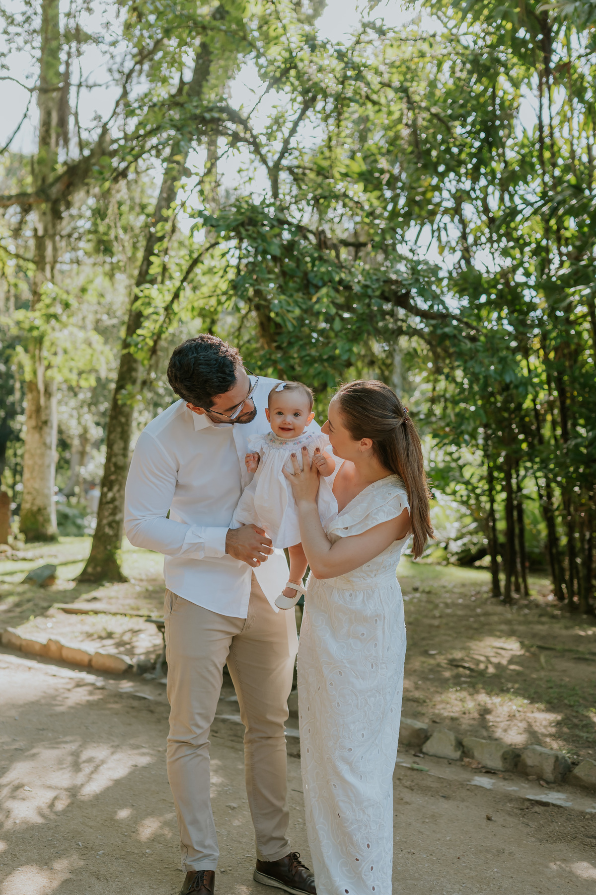 fotografia fotografa 6 meses Fernanda acompanhamento ensaio família rj Rio de Janeiro jardim botânico externo natureza
