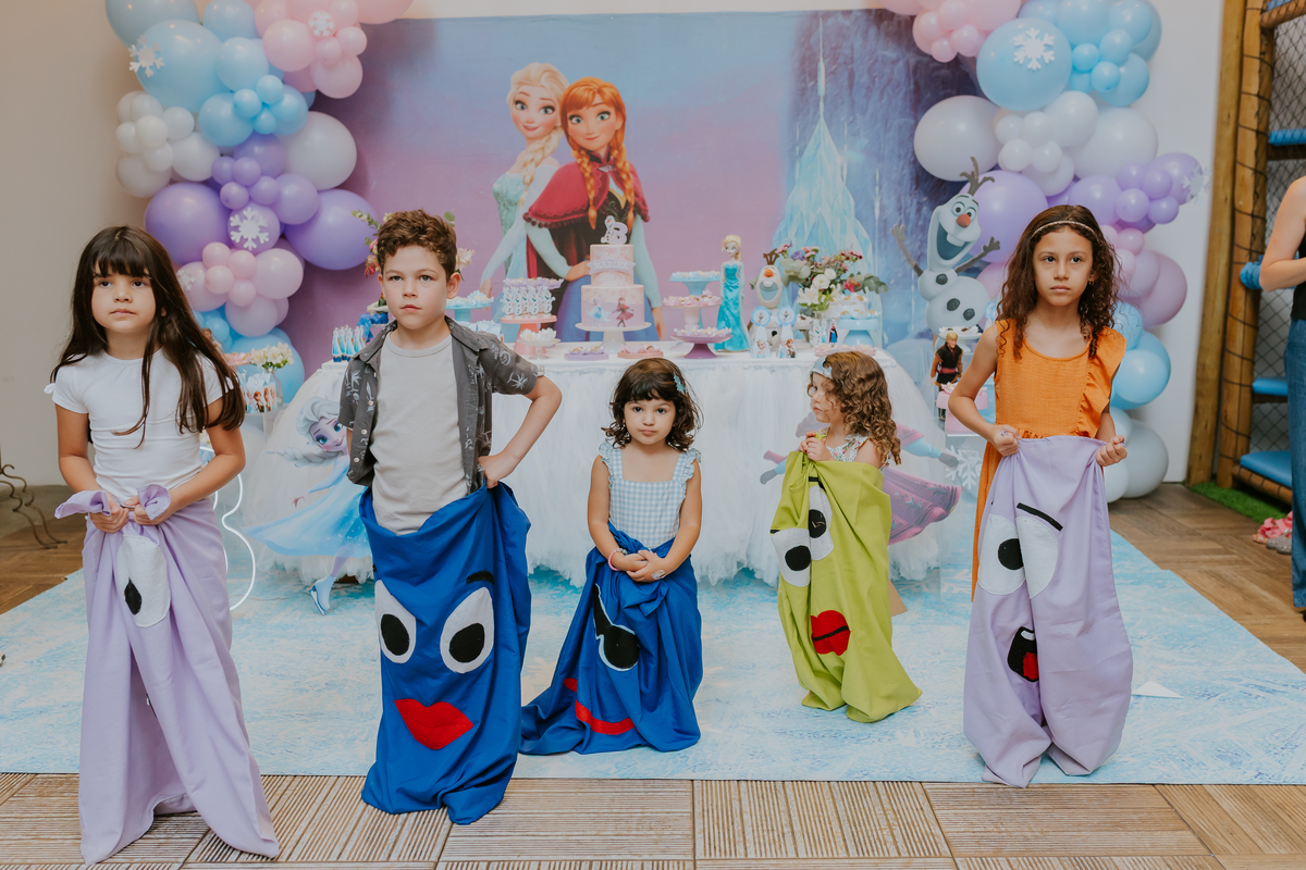 fotografia festa infantil fotografa familia 3 anos marina casa de festas quintal festas botafogo rio de janeiro rj tema frozen 