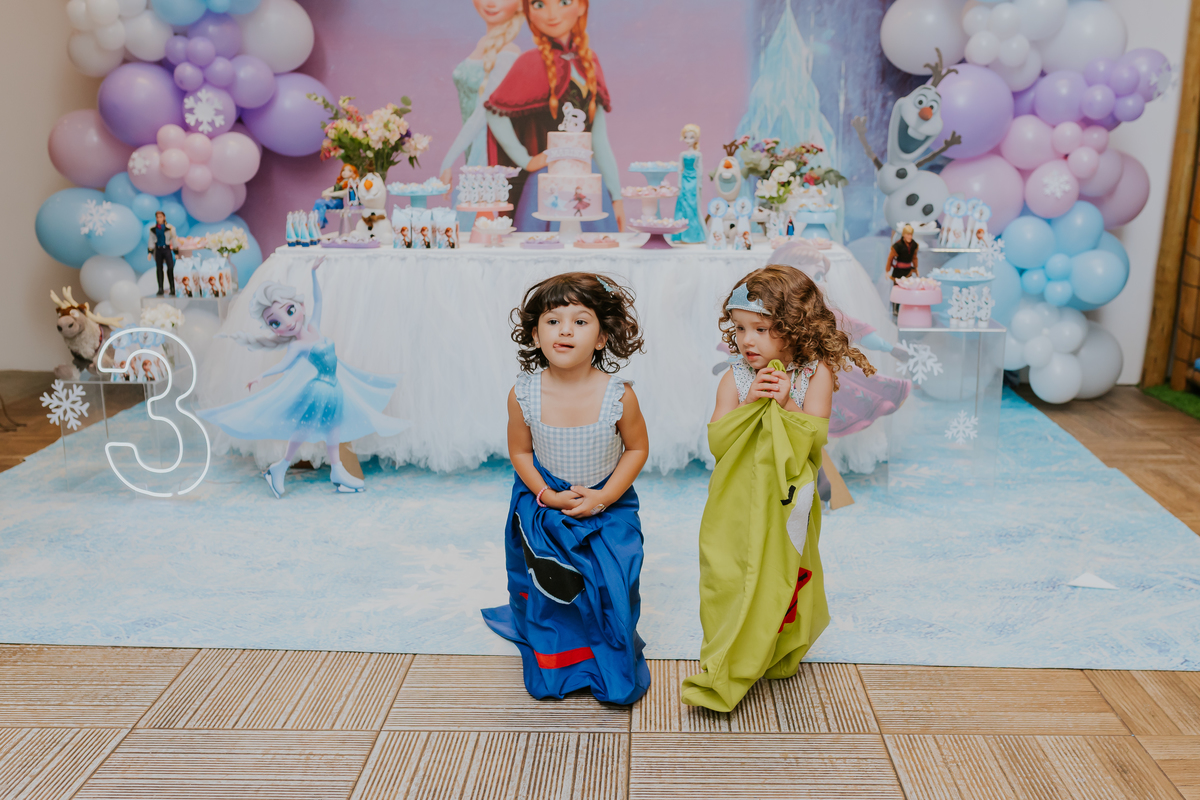 fotografia festa infantil fotografa familia 3 anos marina casa de festas quintal festas botafogo rio de janeiro rj tema frozen 