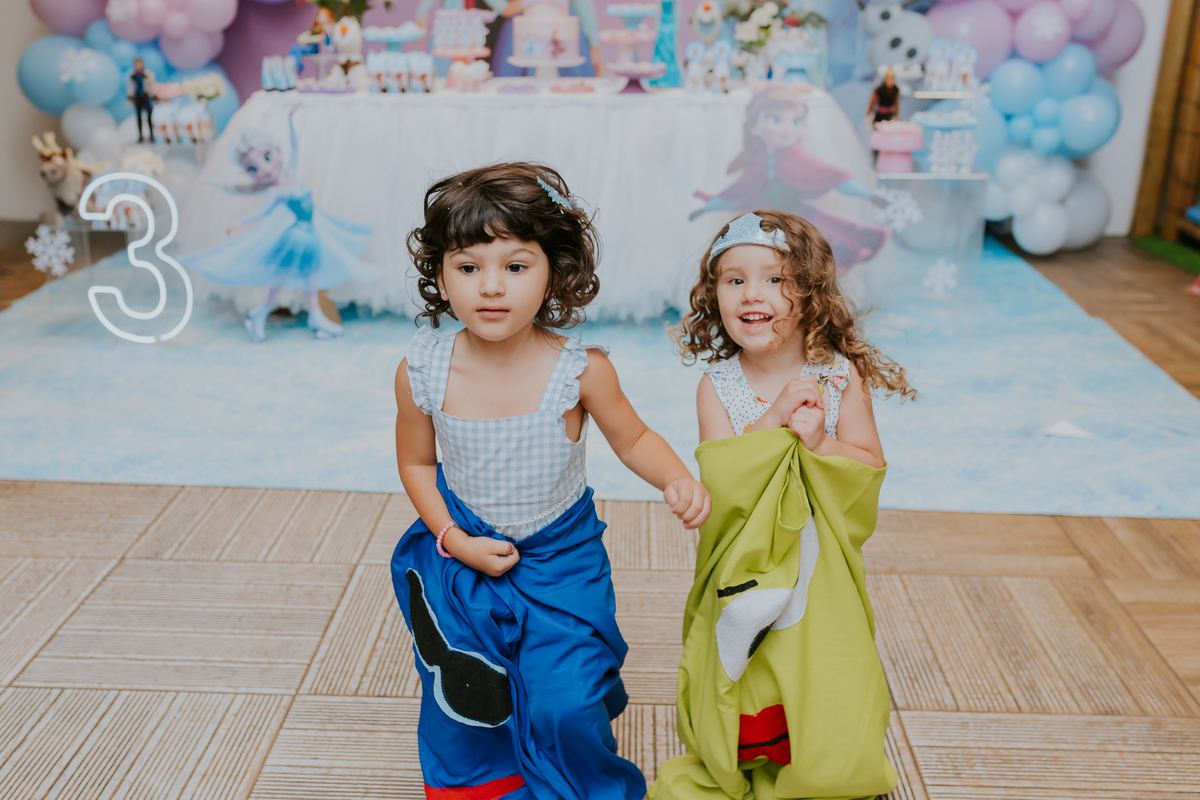fotografia festa infantil fotografa familia 3 anos marina casa de festas quintal festas botafogo rio de janeiro rj tema frozen 