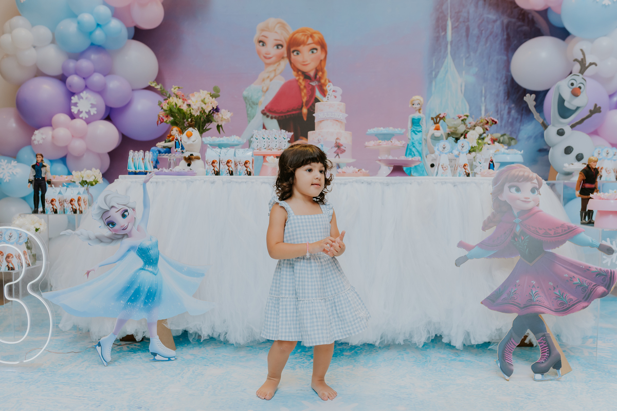 fotografia festa infantil fotografa familia 3 anos marina casa de festas quintal festas botafogo rio de janeiro rj tema frozen 