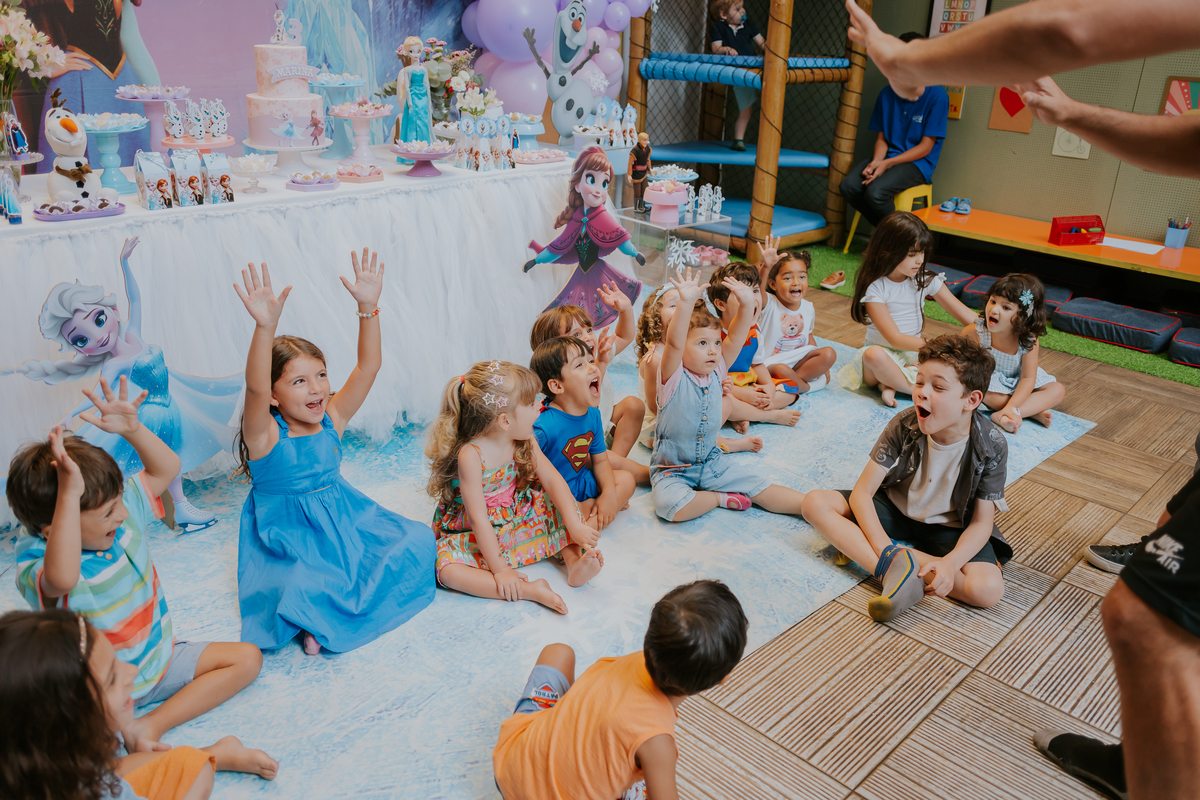 fotografia festa infantil fotografa familia 3 anos marina casa de festas quintal festas botafogo rio de janeiro rj tema frozen 