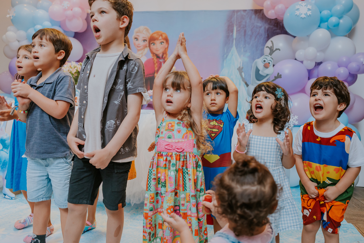 fotografia festa infantil fotografa familia 3 anos marina casa de festas quintal festas botafogo rio de janeiro rj tema frozen 
