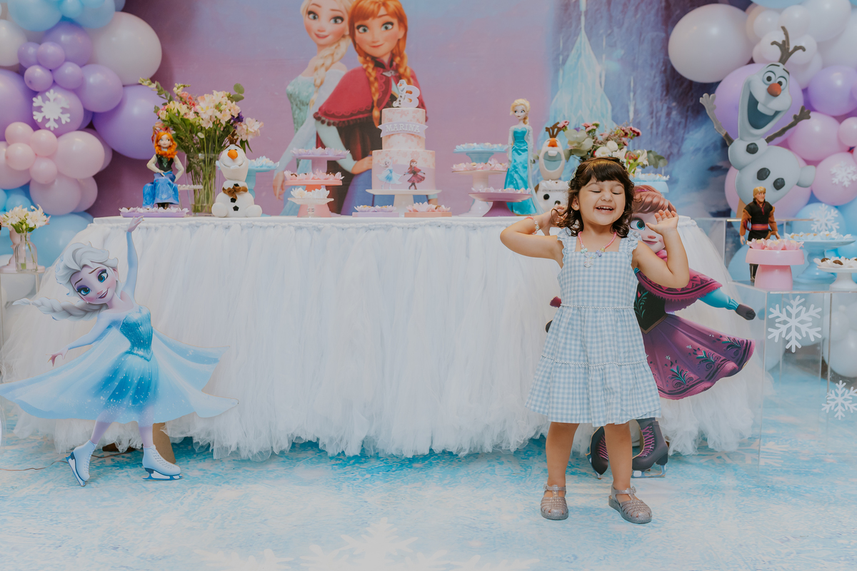 fotografia festa infantil fotografa familia 3 anos marina casa de festas quintal festas botafogo rio de janeiro rj tema frozen 