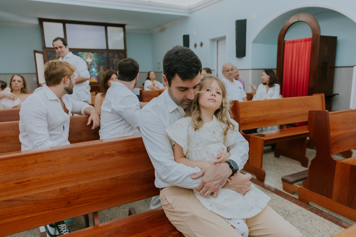 fotografia batizado batismo Rio de Janeiro rj gávea maria aurora maria Noelia igreja servas de maria fotografa família 