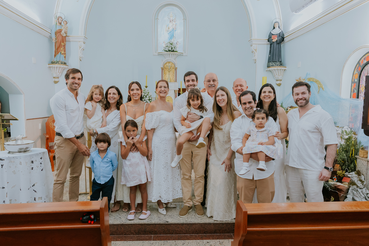 fotografia batizado batismo Rio de Janeiro rj gávea maria aurora maria Noelia igreja servas de maria fotografa família 