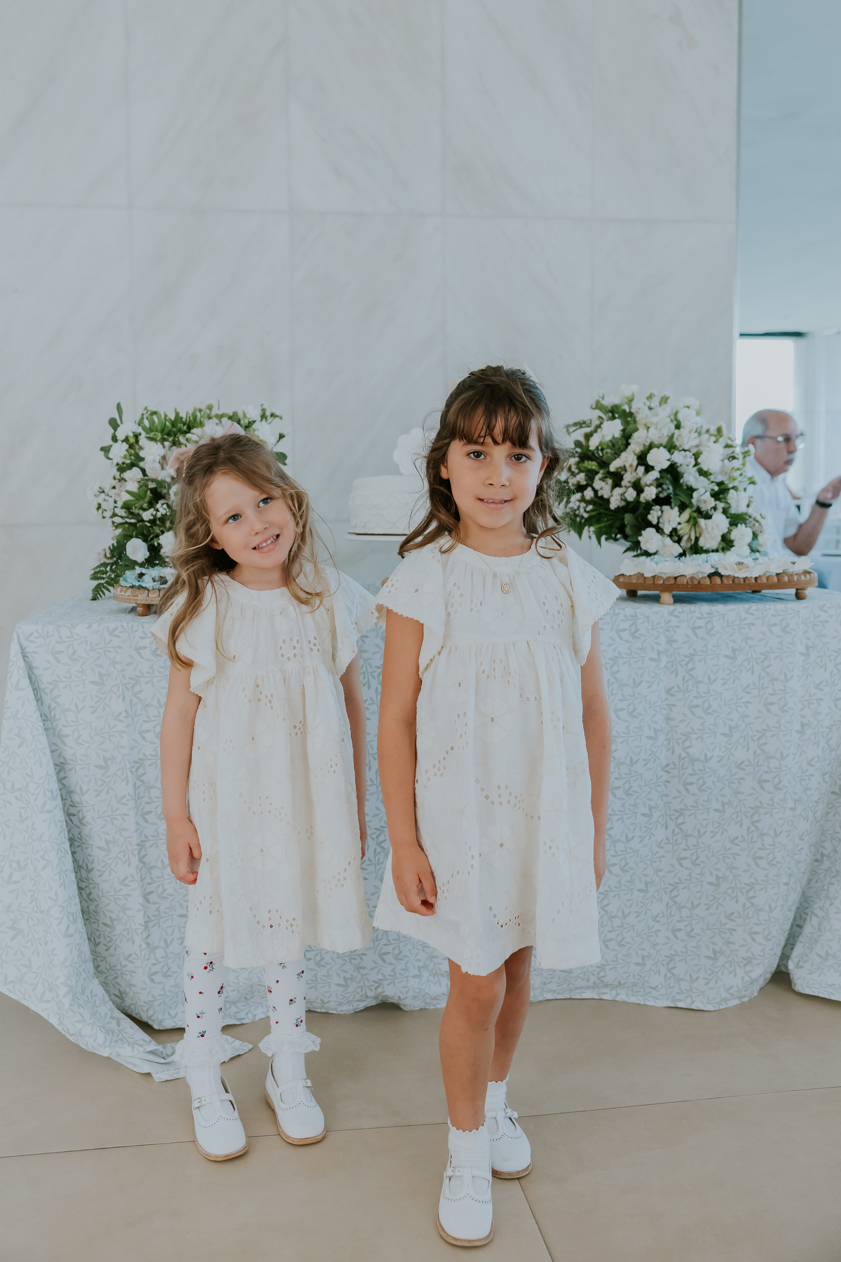 fotografia batizado batismo Rio de Janeiro rj gávea maria aurora maria Noelia igreja servas de maria fotografa família 