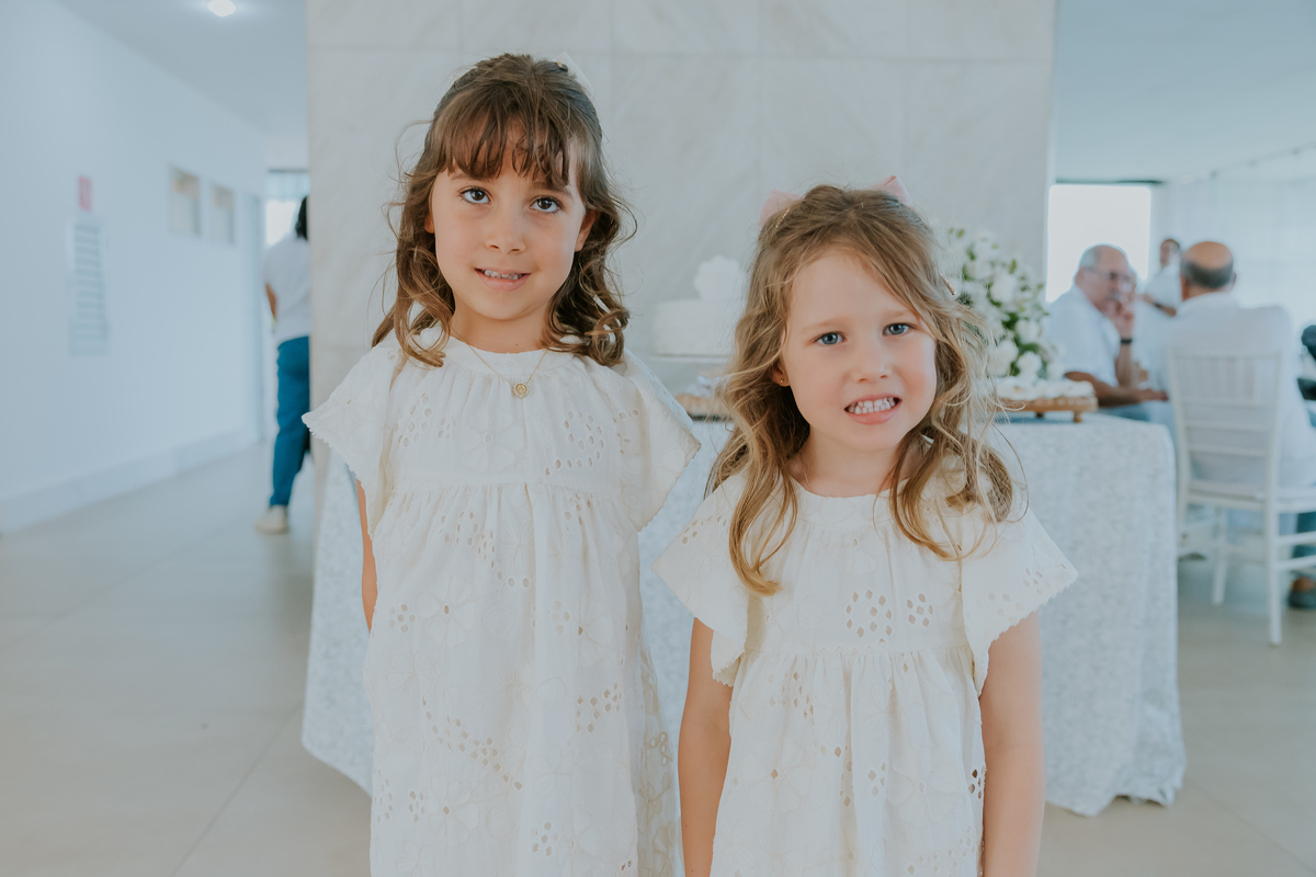 fotografia batizado batismo Rio de Janeiro rj gávea maria aurora maria Noelia igreja servas de maria fotografa família 