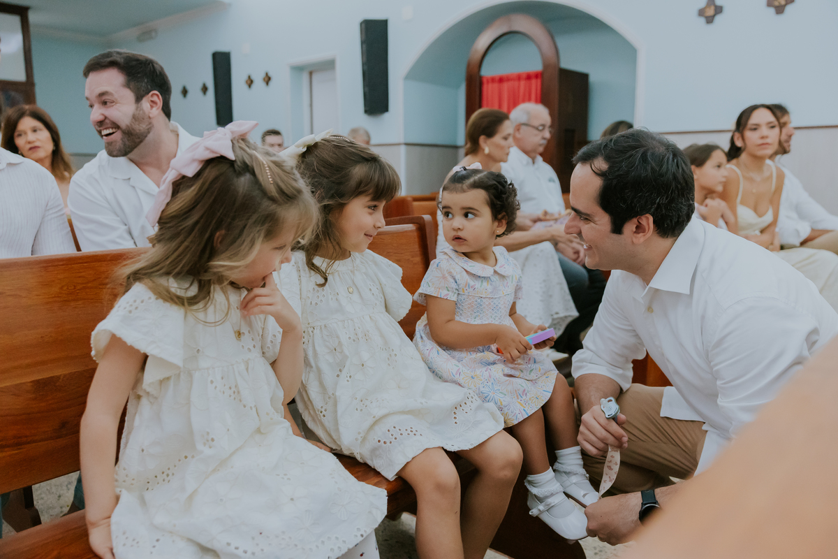 fotografia batizado batismo Rio de Janeiro rj gávea maria aurora maria Noelia igreja servas de maria fotografa família 