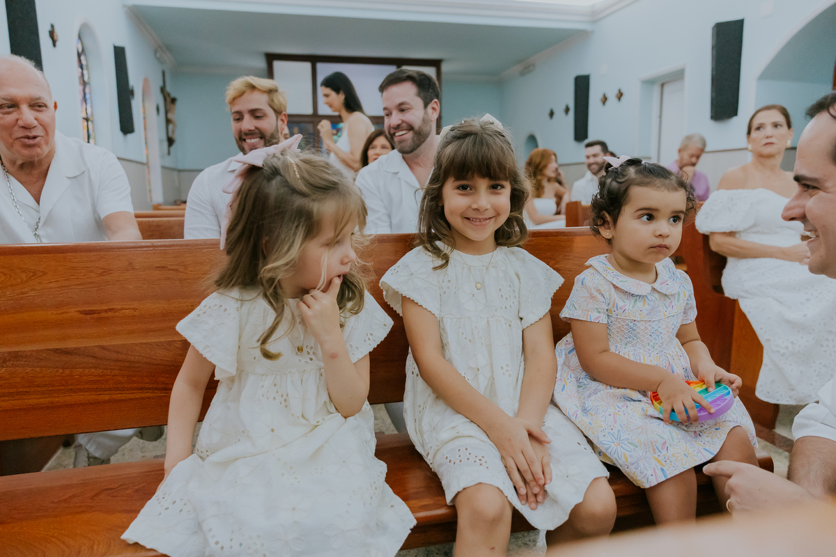 fotografia batizado batismo Rio de Janeiro rj gávea maria aurora maria Noelia igreja servas de maria fotografa família 
