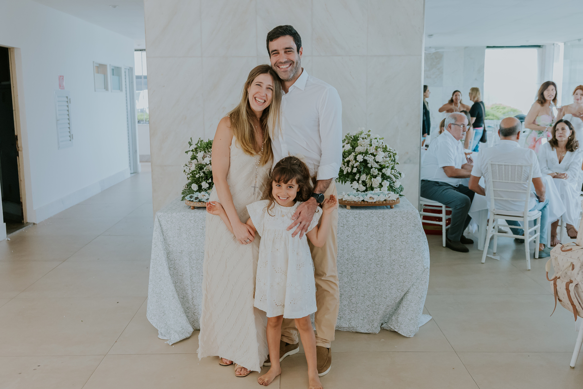 fotografia batizado batismo Rio de Janeiro rj gávea maria aurora maria Noelia igreja servas de maria fotografa família 