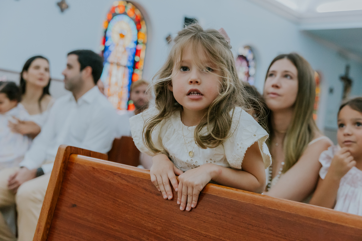 fotografia batizado batismo Rio de Janeiro rj gávea maria aurora maria Noelia igreja servas de maria fotografa família 