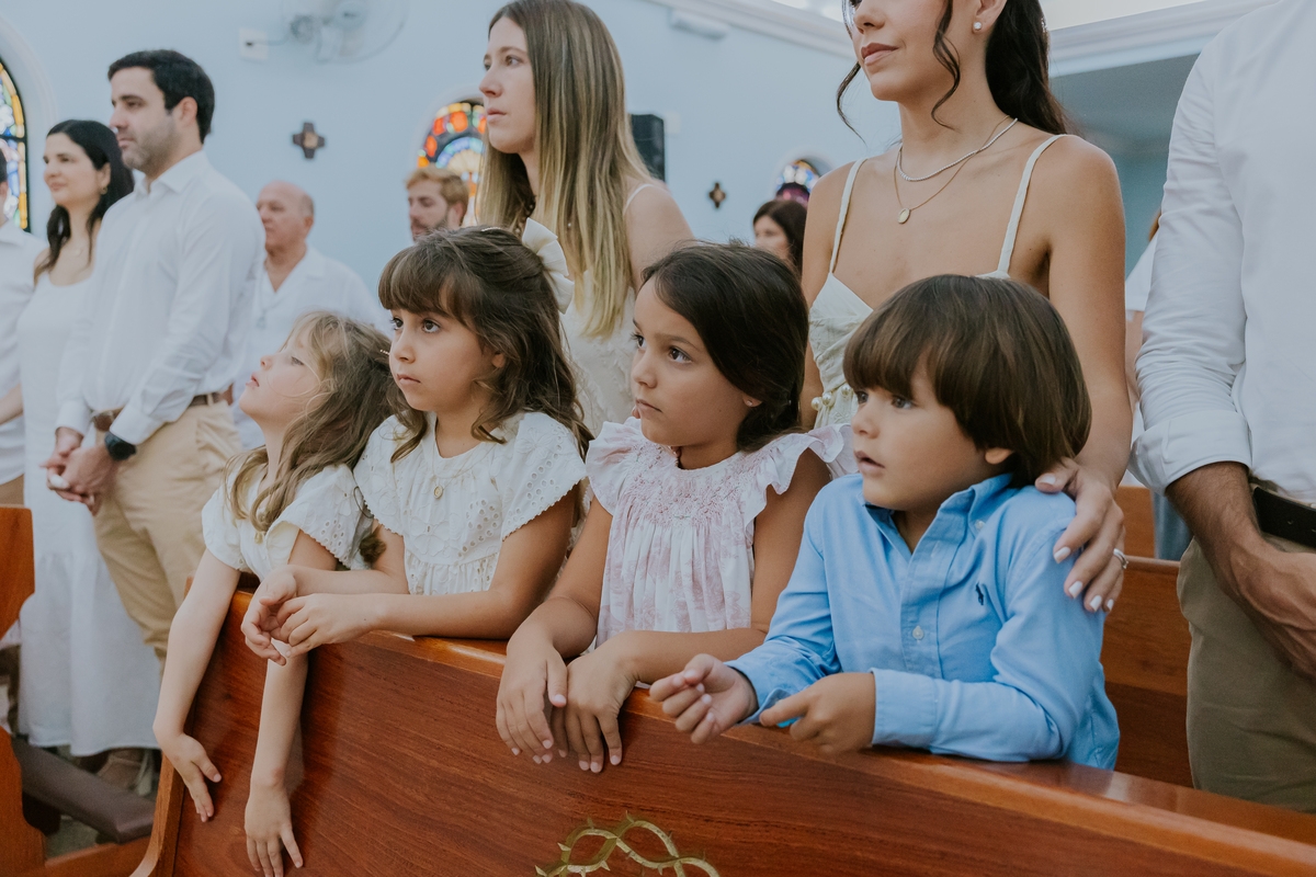 fotografia batizado batismo Rio de Janeiro rj gávea maria aurora maria Noelia igreja servas de maria fotografa família 
