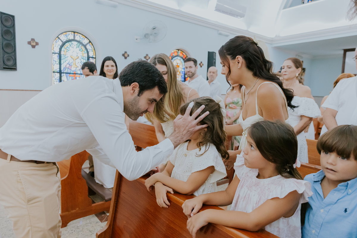 fotografia batizado batismo Rio de Janeiro rj gávea maria aurora maria Noelia igreja servas de maria fotografa família 