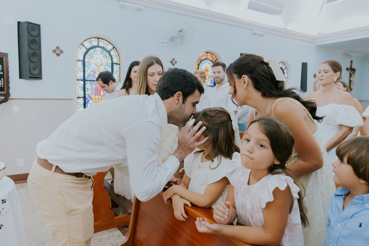 fotografia batizado batismo Rio de Janeiro rj gávea maria aurora maria Noelia igreja servas de maria fotografa família 
