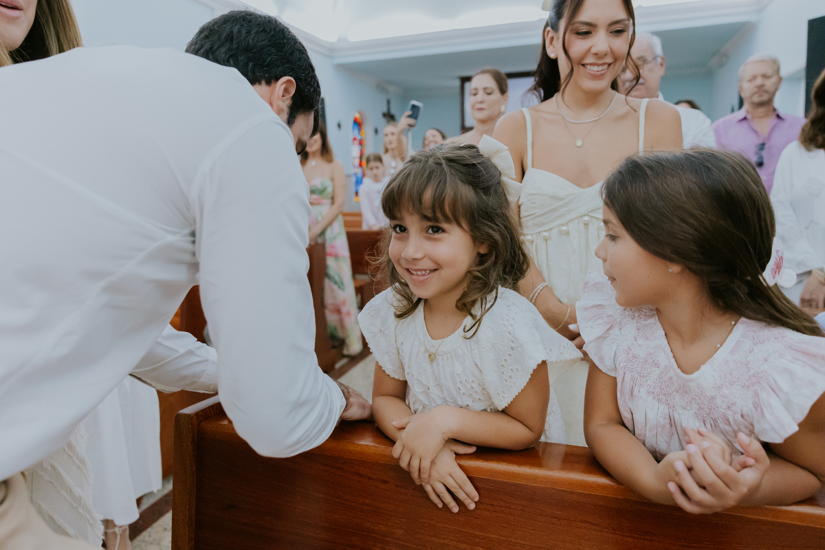 fotografia batizado batismo Rio de Janeiro rj gávea maria aurora maria Noelia igreja servas de maria fotografa família 