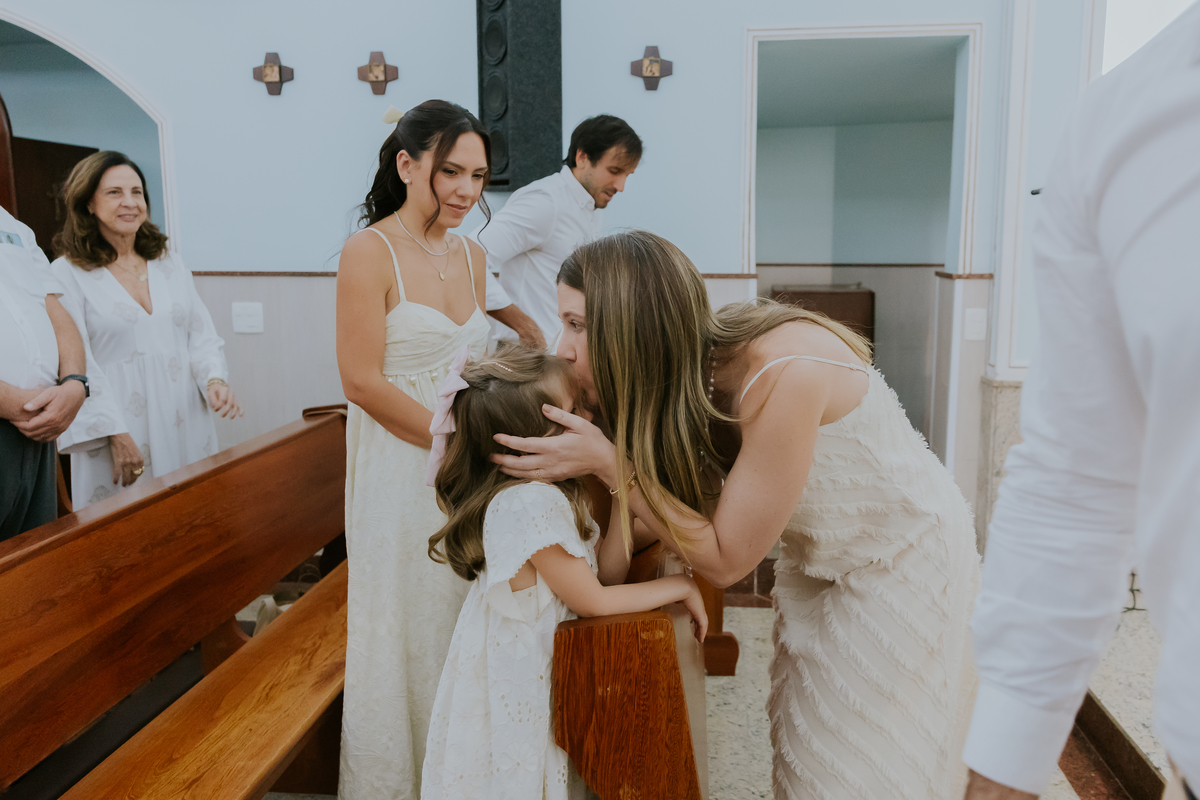 fotografia batizado batismo Rio de Janeiro rj gávea maria aurora maria Noelia igreja servas de maria fotografa família 