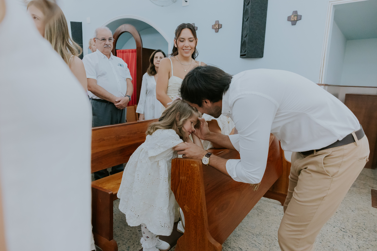 fotografia batizado batismo Rio de Janeiro rj gávea maria aurora maria Noelia igreja servas de maria fotografa família 