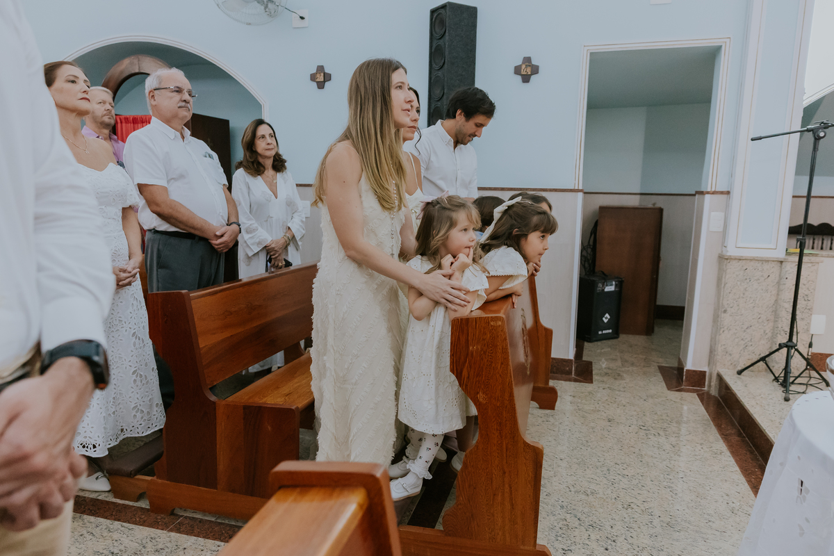 fotografia batizado batismo Rio de Janeiro rj gávea maria aurora maria Noelia igreja servas de maria fotografa família 