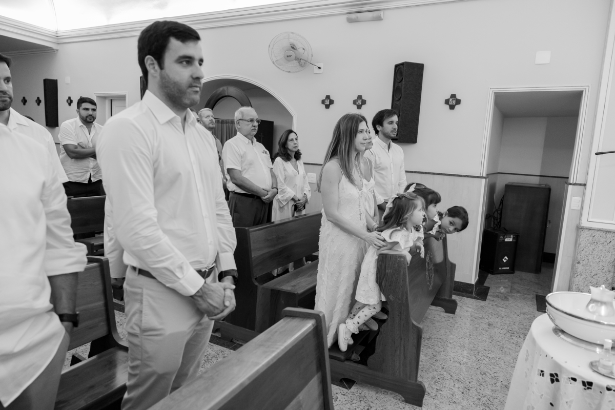 fotografia batizado batismo Rio de Janeiro rj gávea maria aurora maria Noelia igreja servas de maria fotografa família 