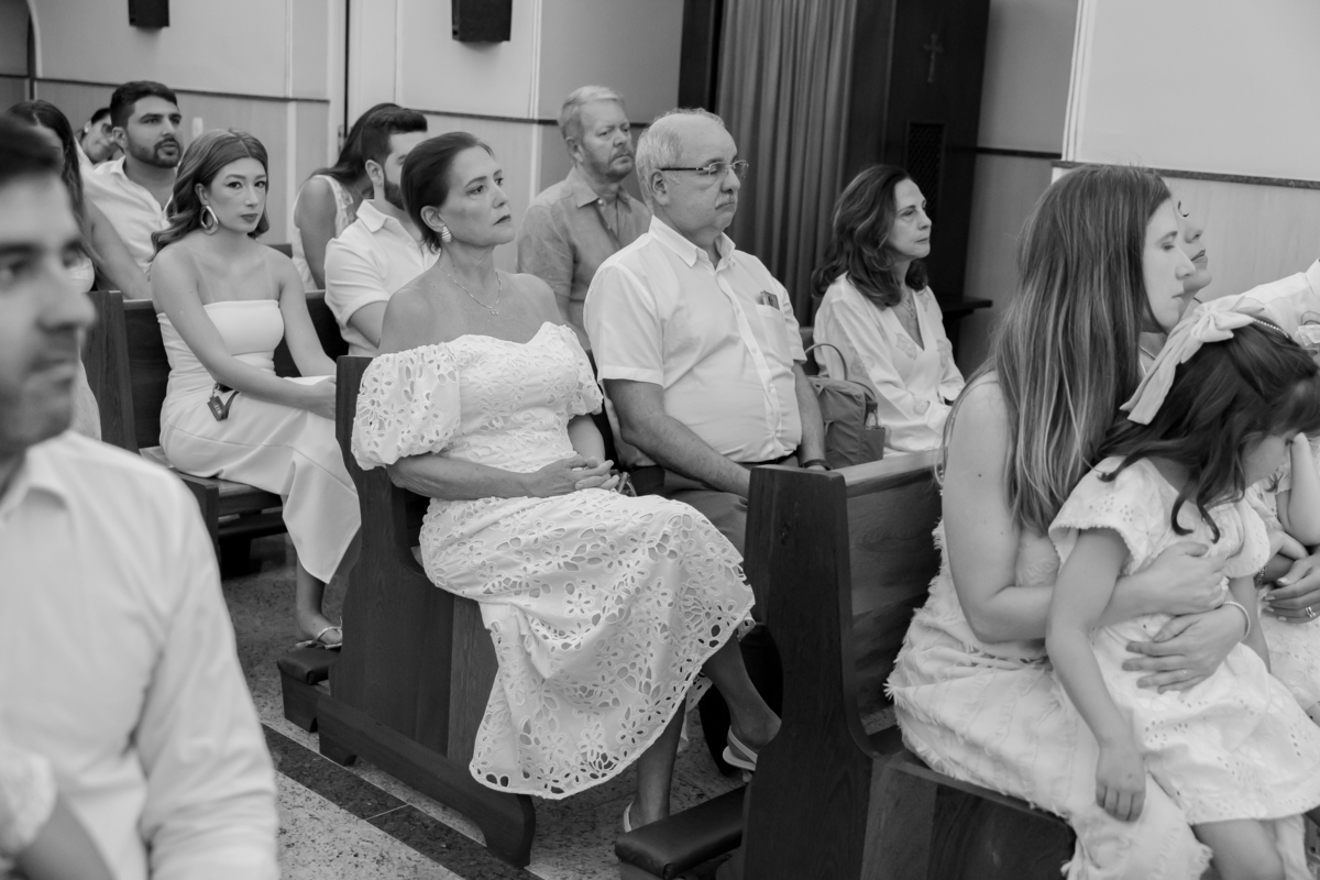 fotografia batizado batismo Rio de Janeiro rj gávea maria aurora maria Noelia igreja servas de maria fotografa família 