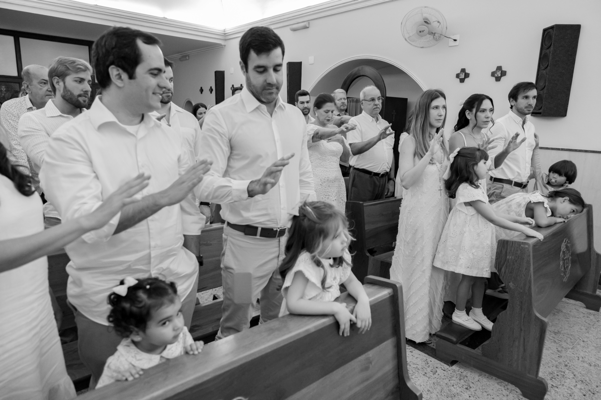 fotografia batizado batismo Rio de Janeiro rj gávea maria aurora maria Noelia igreja servas de maria fotografa família 