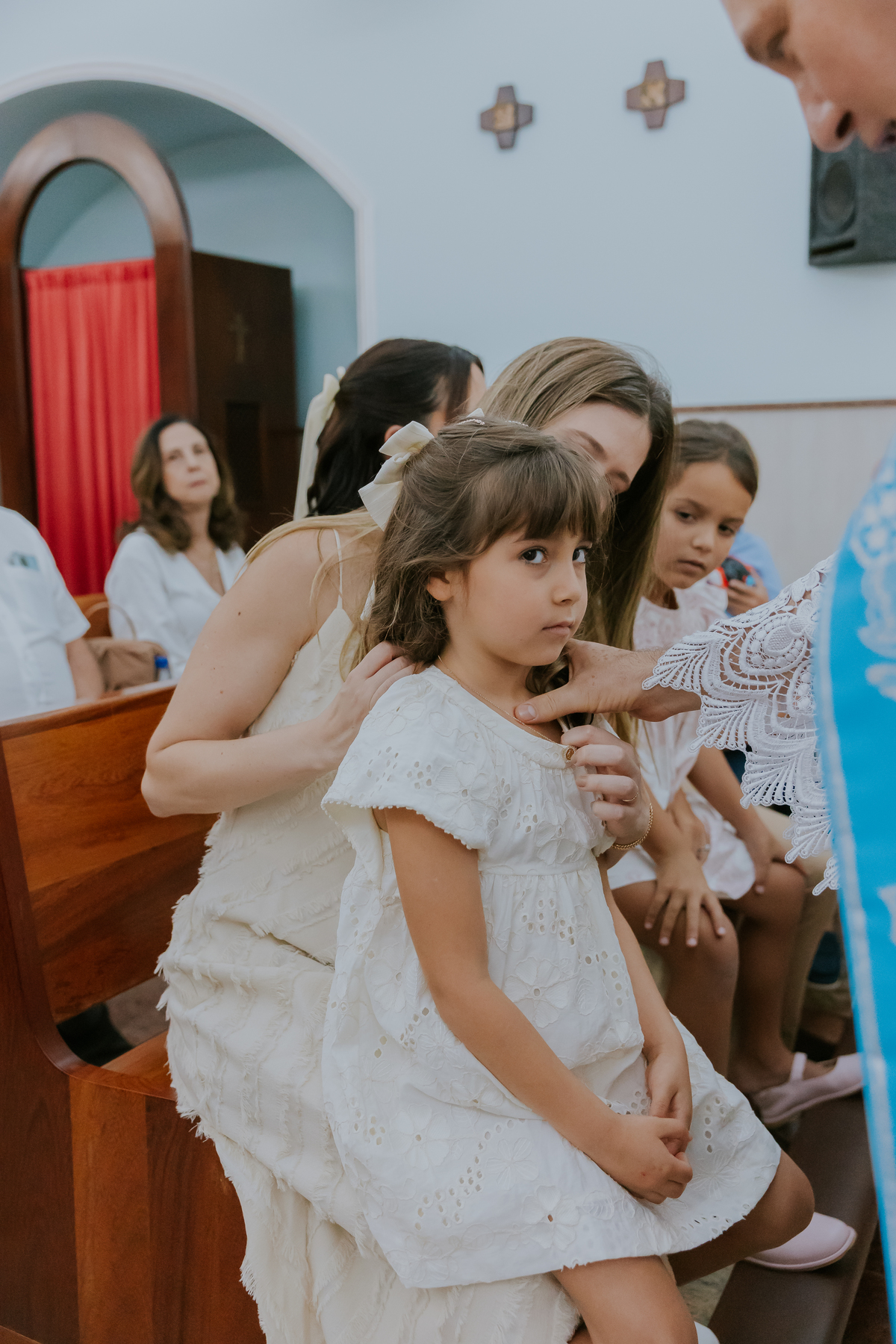fotografia batizado batismo Rio de Janeiro rj gávea maria aurora maria Noelia igreja servas de maria fotografa família 