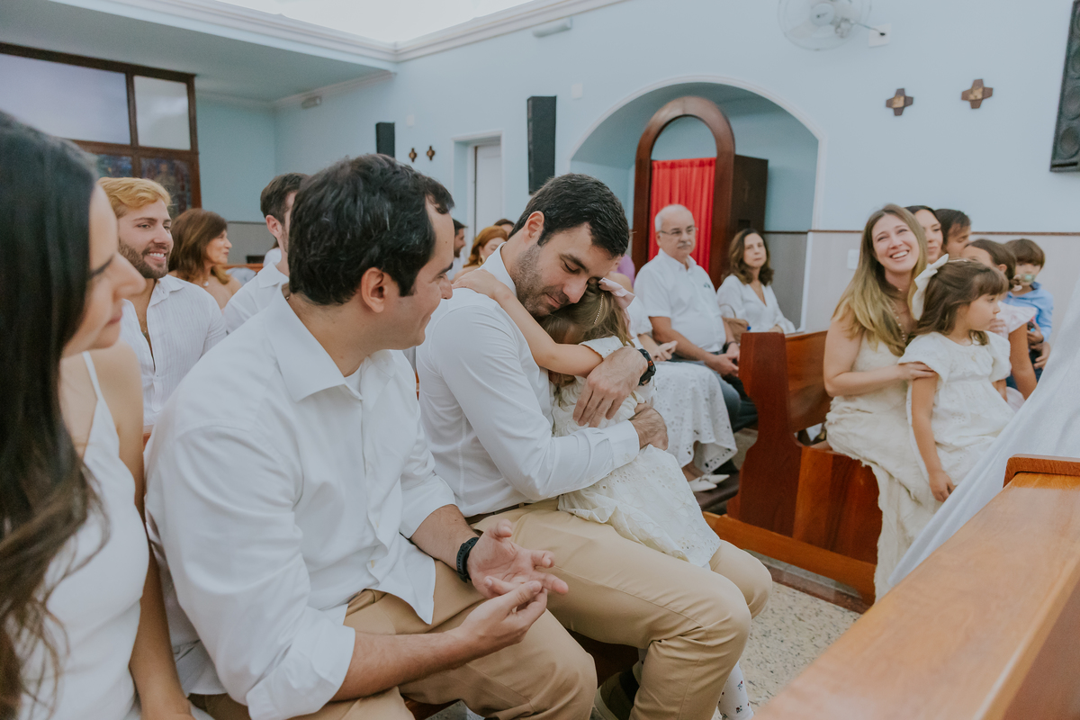fotografia batizado batismo Rio de Janeiro rj gávea maria aurora maria Noelia igreja servas de maria fotografa família 