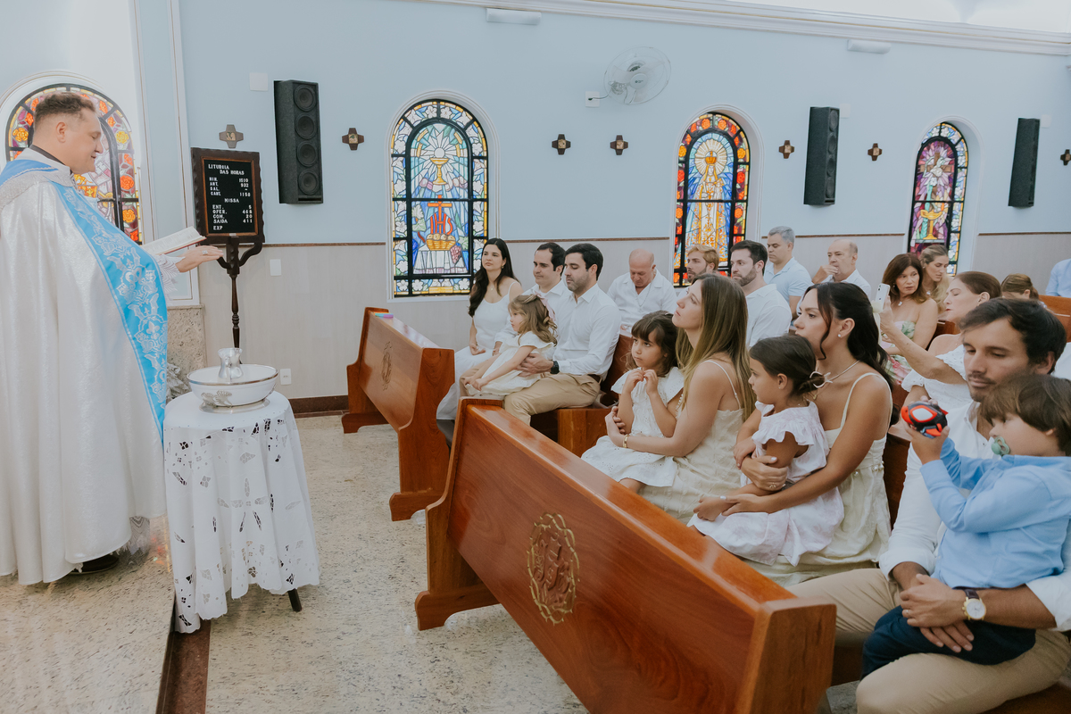 fotografia batizado batismo Rio de Janeiro rj gávea maria aurora maria Noelia igreja servas de maria fotografa família 