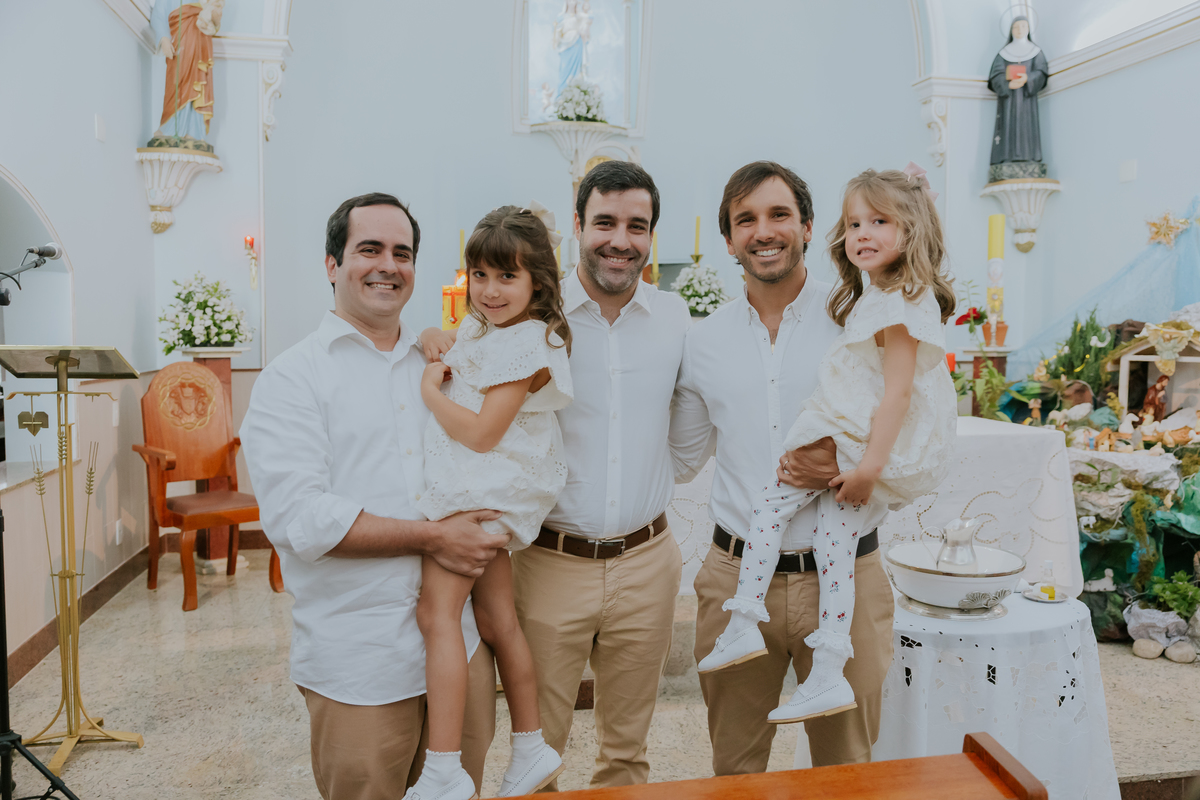 fotografia batizado batismo Rio de Janeiro rj gávea maria aurora maria Noelia igreja servas de maria fotografa família 