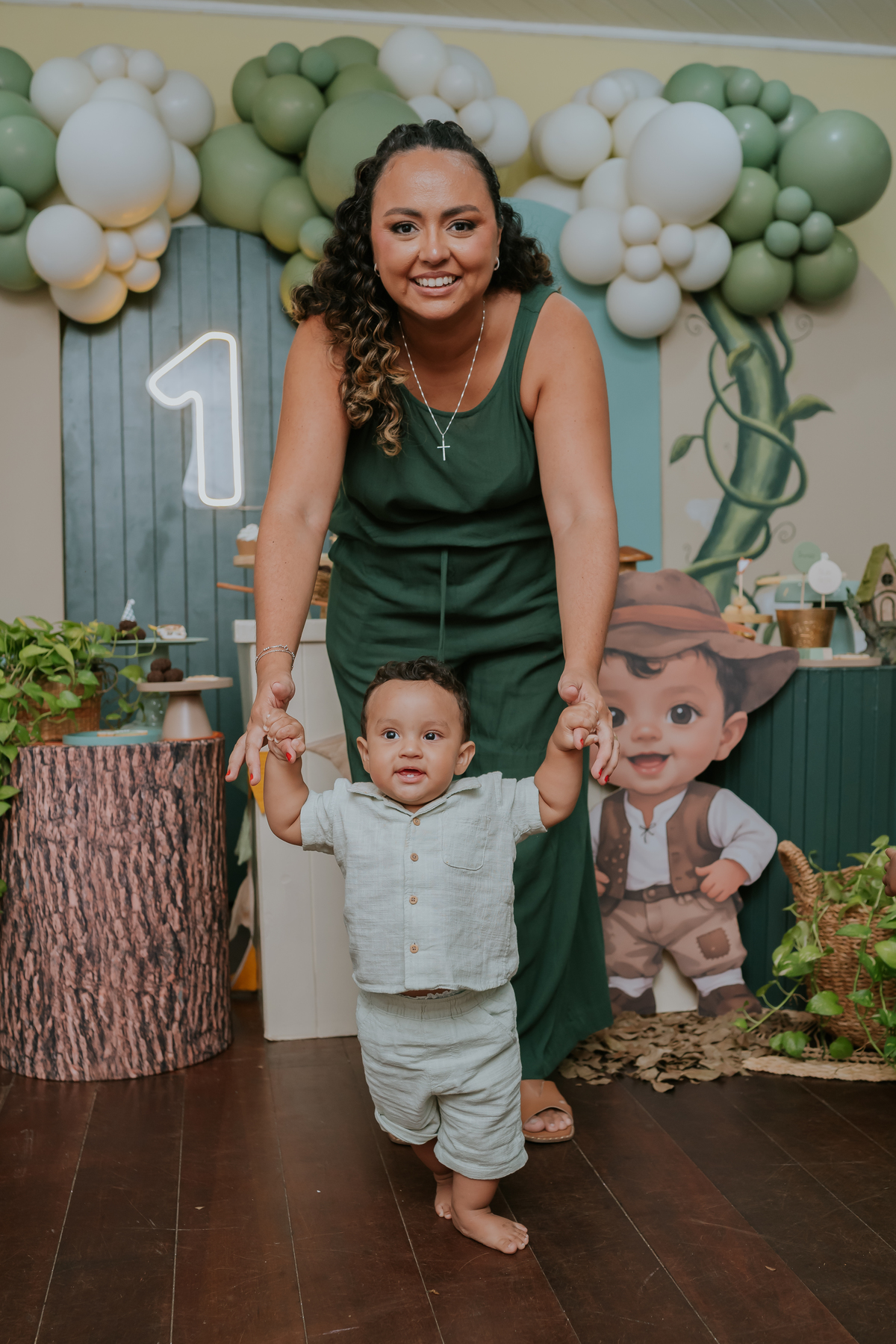 fotografa fotografia 1 ano Joao casa de festas na arvore recreio dos bandeirantes rio de janeiro rj tema Joao e o pé de feijão familia 