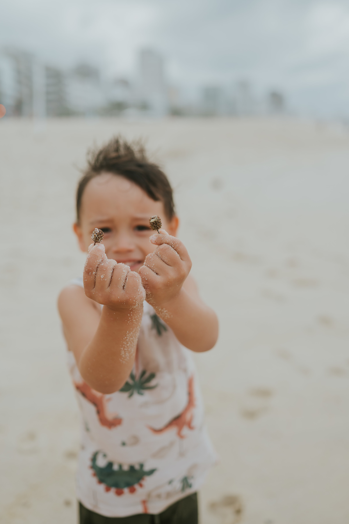 fotografia fotografa ensaio familia externo ao ar livre praia do Leblon Ipanema rio de janeiro rj espontâneo natural 