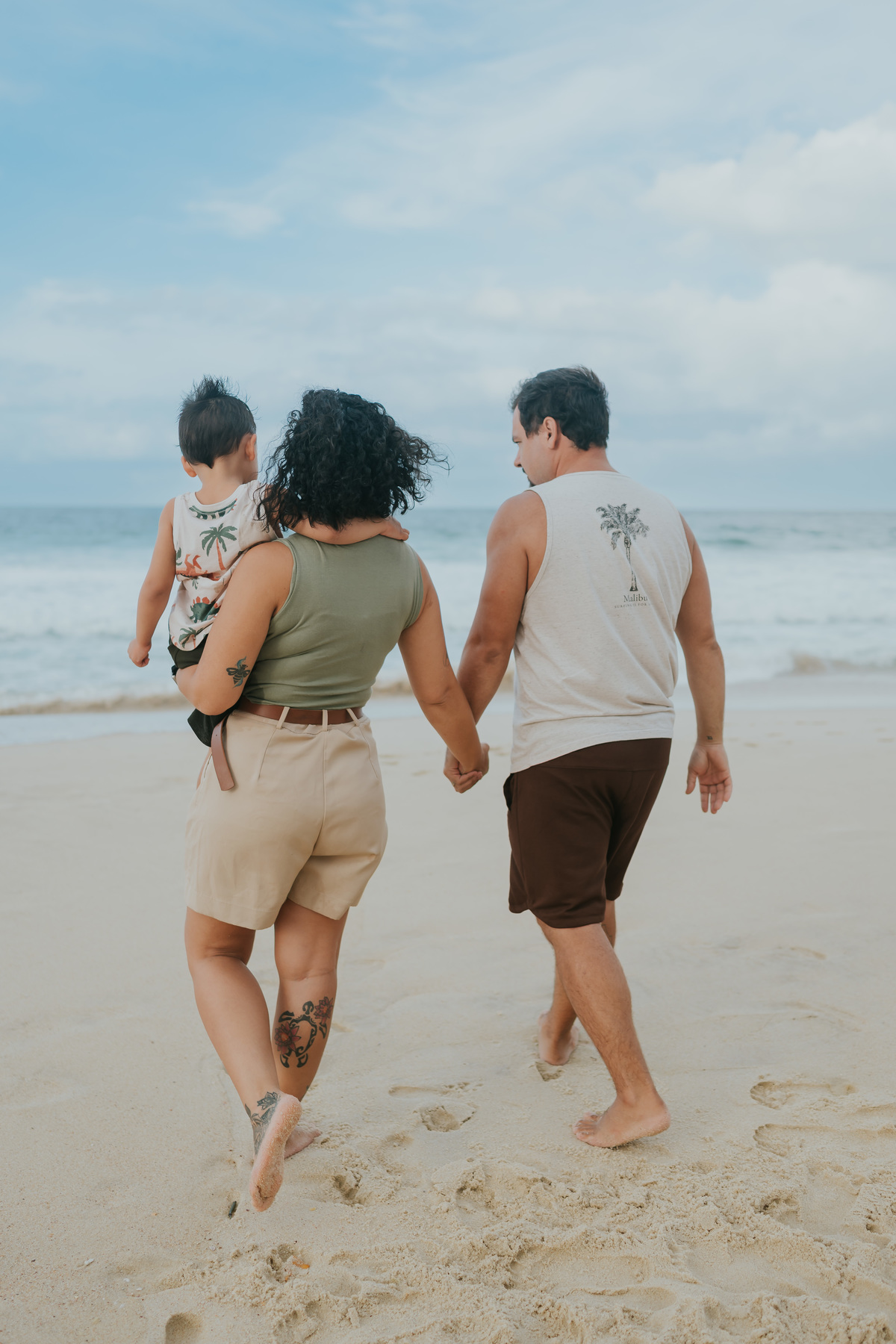 fotografia fotografa ensaio familia externo ao ar livre praia do Leblon Ipanema rio de janeiro rj espontâneo natural 