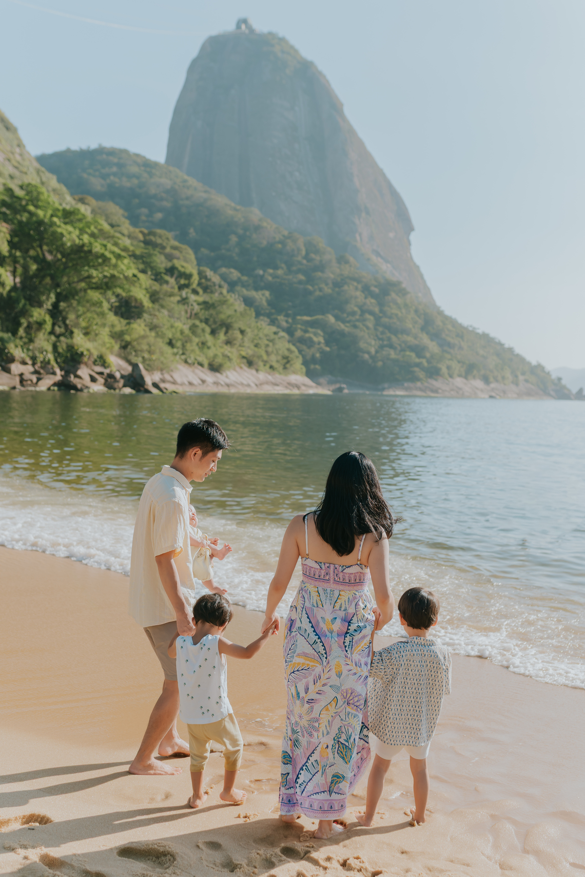 fotografia fotografa familia externo praia vermelha urca Rio de Janeiro rj crianças japonesas 