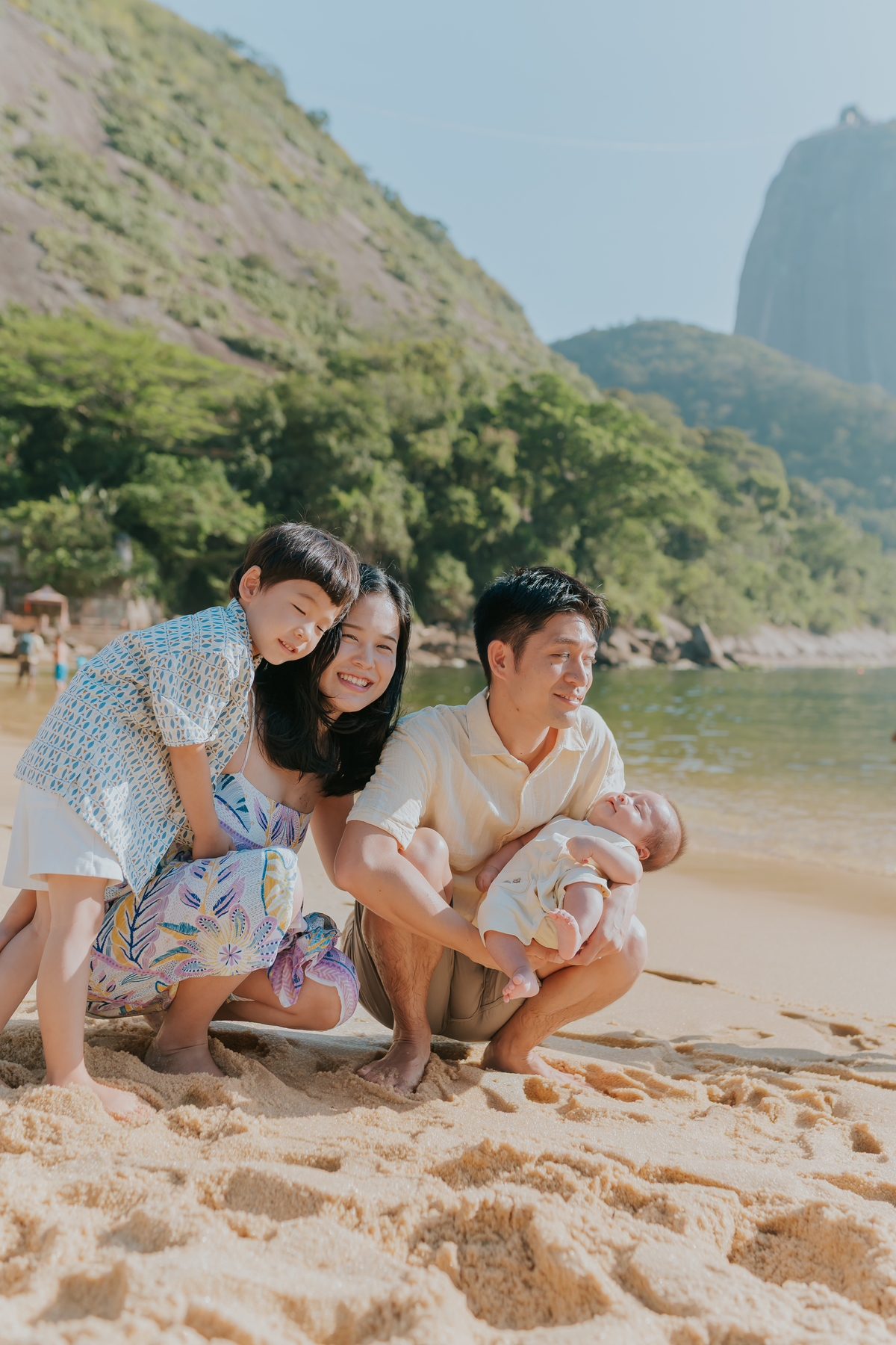 fotografia fotografa familia externo praia vermelha urca Rio de Janeiro rj crianças japonesas 